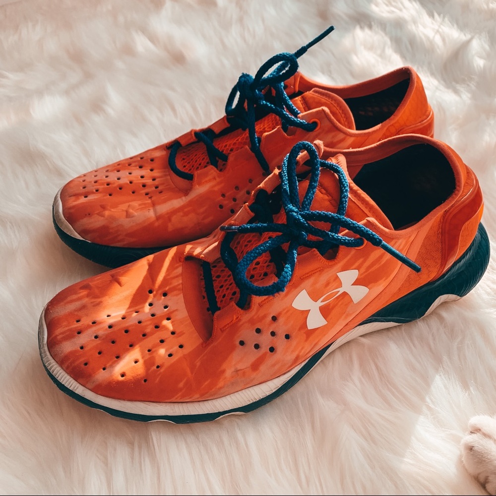 Under Armour Sneakers